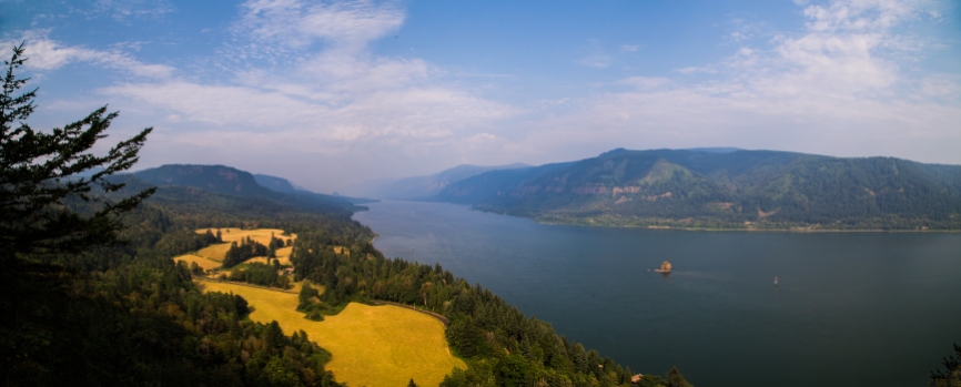 Columbia River Gorge Panorama-19696385521