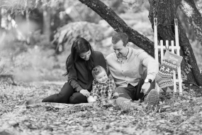 Heath Family Photo Session at the Arboretum in Wilmington, NC on November 12, 2017. Photo By: Bradley Pearce